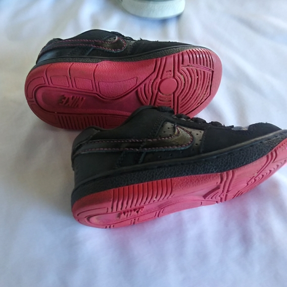 Nike delta force sz 6.5 infants - Picture 4 of 6